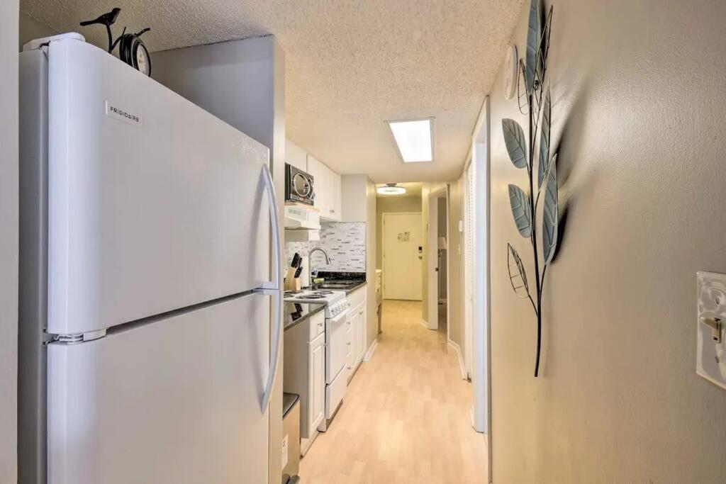 Coastal Escape Penthouse With Ocean Views Apartment Myrtle Beach Exterior photo